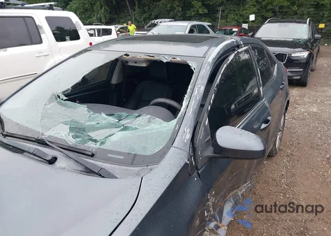 2014 Toyota Corolla Le Eco Premium from USA, damaged, VIN 5YFBPRHE6EP018010